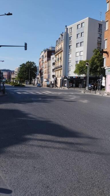 Joli Appart A 10 Minutes De Paris En Metro - Parking Offert Saint-Ouen  Exterior photo